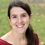 Headshot of Gwen Knight