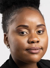 Headshot of Onalenna Neo