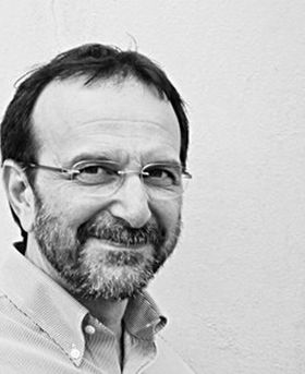 Headshot of Vincent Racaniello.