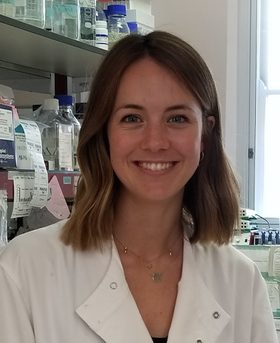 Headshot of Lucy Thorne.