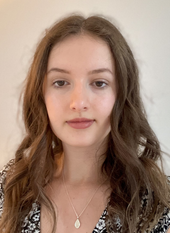 Headshot of Sophie Powell